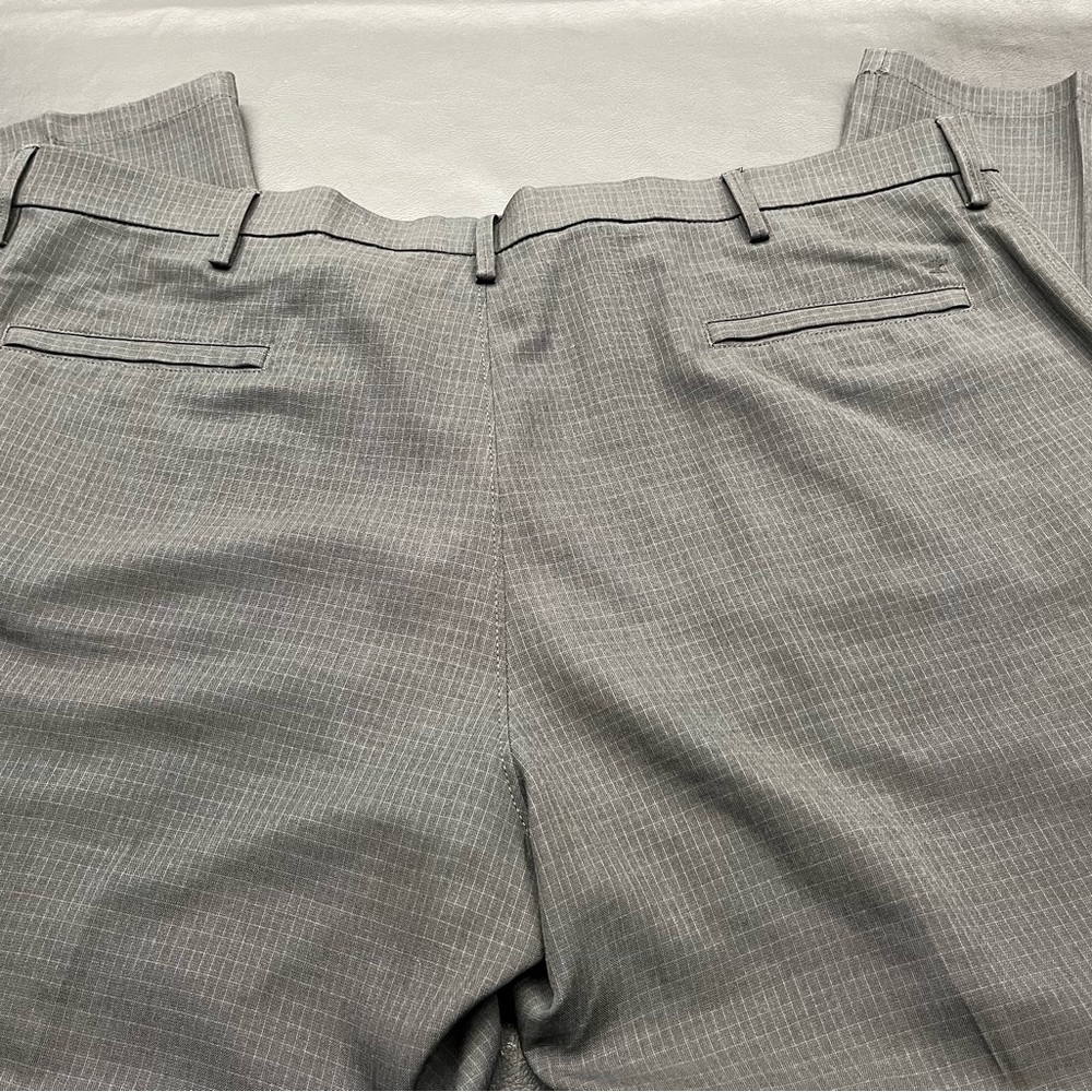Men’s Haggar dress pants - Size 42/29 - Gently worn - Picture 2 of 10